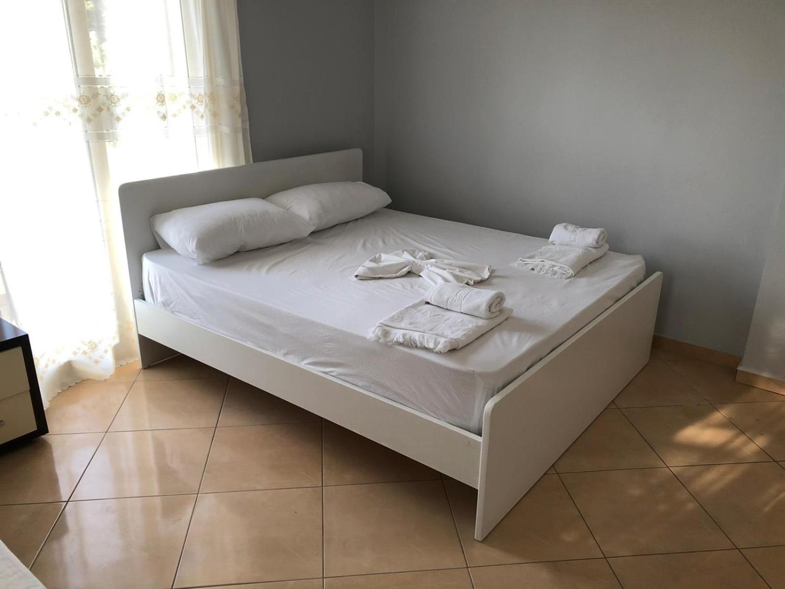 Vila Olti Vlorë Exterior foto